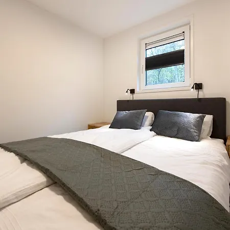 95, 2 King Size Bedden - Airco - Gelegen Aan De Kampina - Recreational Only Oisterwijk