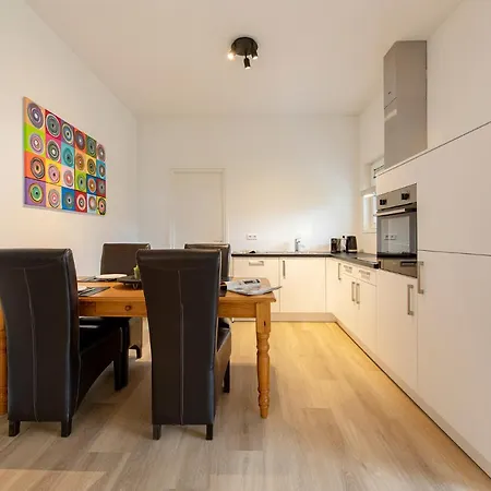 95, 2 King Size Bedden - Airco - Gelegen Aan De Kampina - Recreational Only