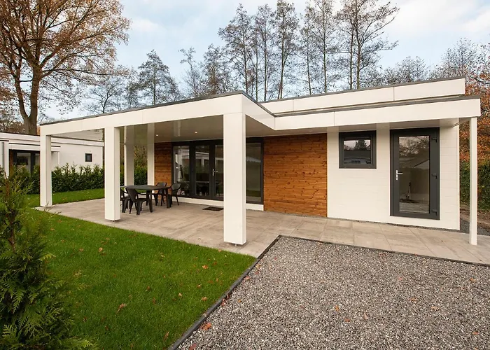 95, 2 King Size Bedden - Airco - Gelegen Aan De Kampina - Recreational Only