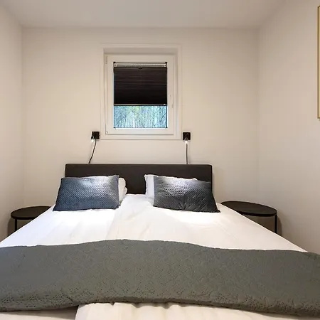 95, 2 King Size Bedden - Airco - Gelegen Aan De Kampina - Recreational Only Casa de Férias