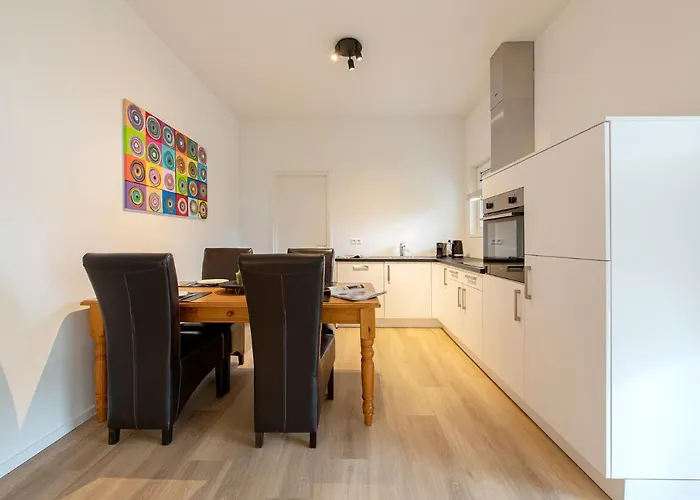 95, 2 King Size Bedden - Airco - Gelegen Aan De Kampina - Recreational Only